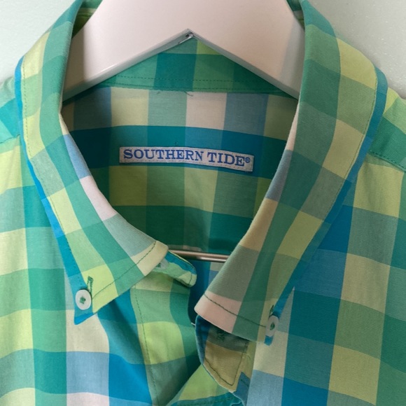 Southern Tide Checkered Button Down Shirt Size Medium - Picture 3 of 8